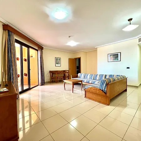 Apartamento Junior Con Wifi, Piscina Climatizada, Cercana Playa En Tenerife