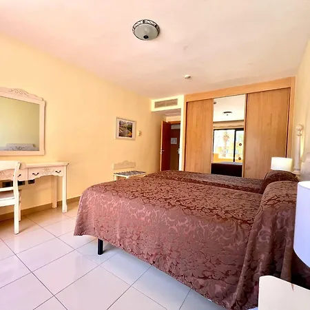 Junior Con Wifi, Piscina Climatizada, Cercana Playa En Tenerife
